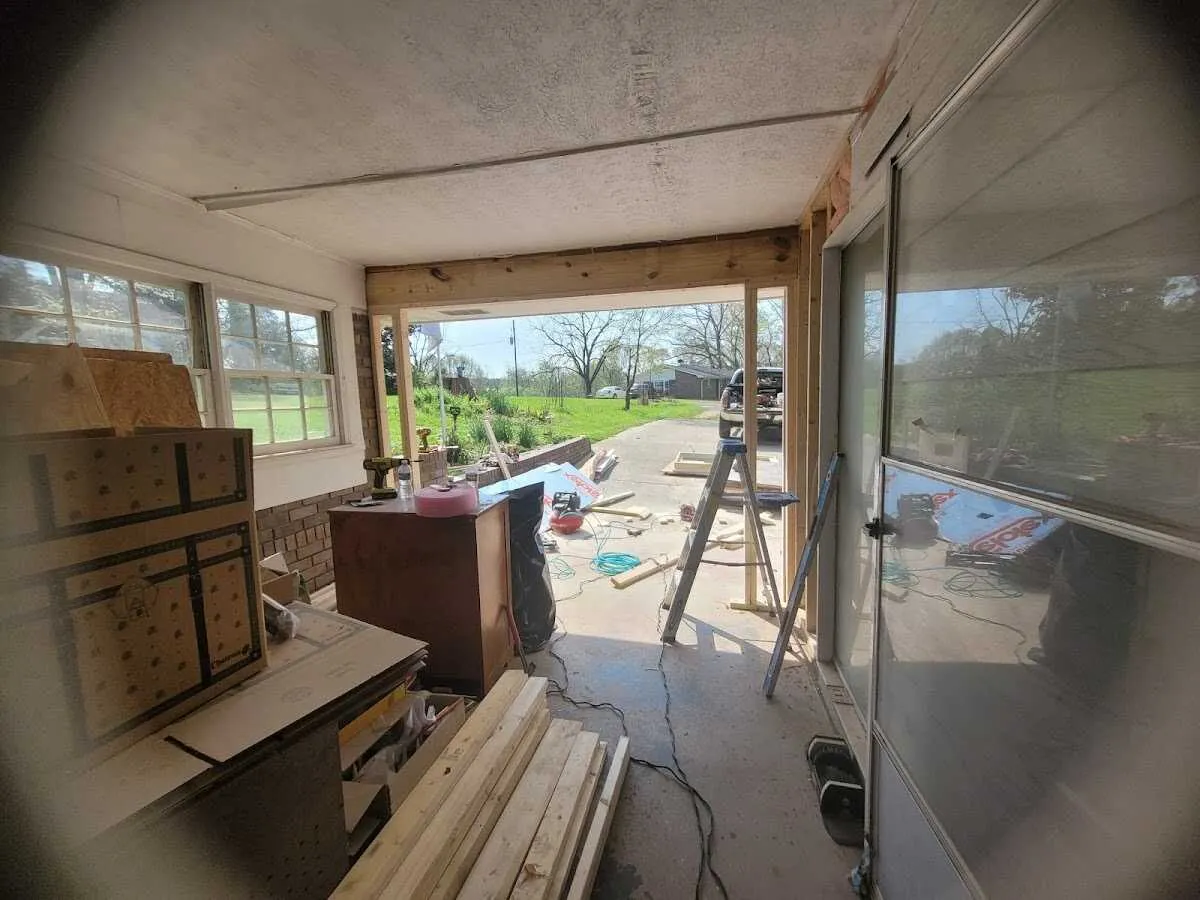 Air movers and dehumidifier for Water Mitigation Services in Shively